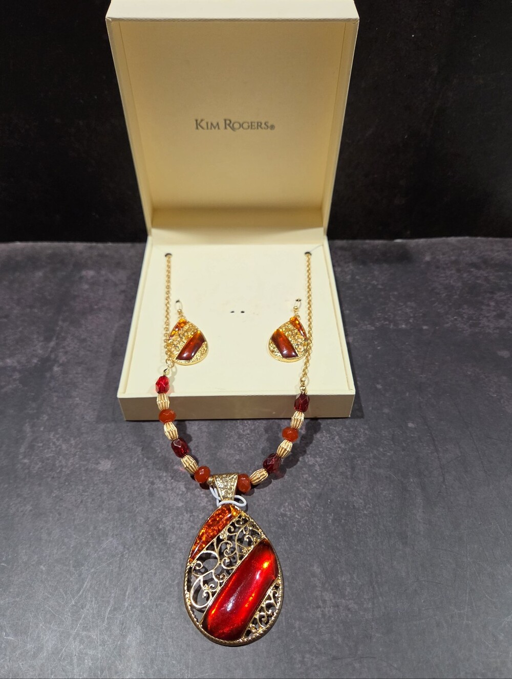 Beautiful Box Sets, Necklace & Earrings Choose 1 - Picture 4 of 4